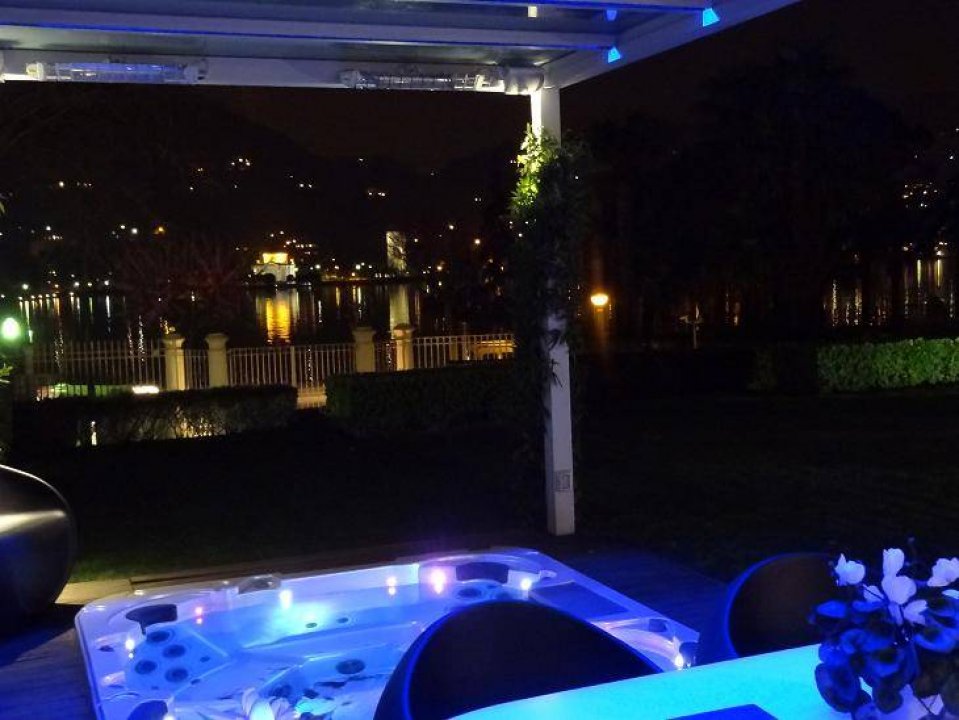 For sale apartment by the lake Como Lombardia foto 10